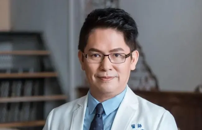 知名皮膚科診所「于賓診所」院長彭于賓驚傳過世。(圖/翻攝自「于賓診所」官網)