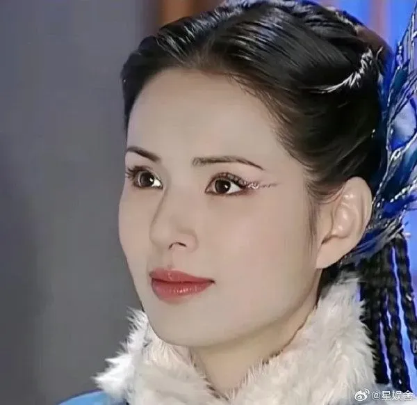 有網友質疑她是否整型。（圖／翻攝自微博）