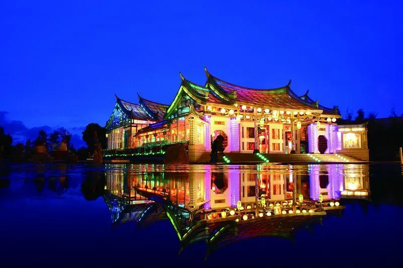 全台唯一的玻璃媽祖廟就在彰化鹿港。（圖／取自彰化旅遊資訊網）