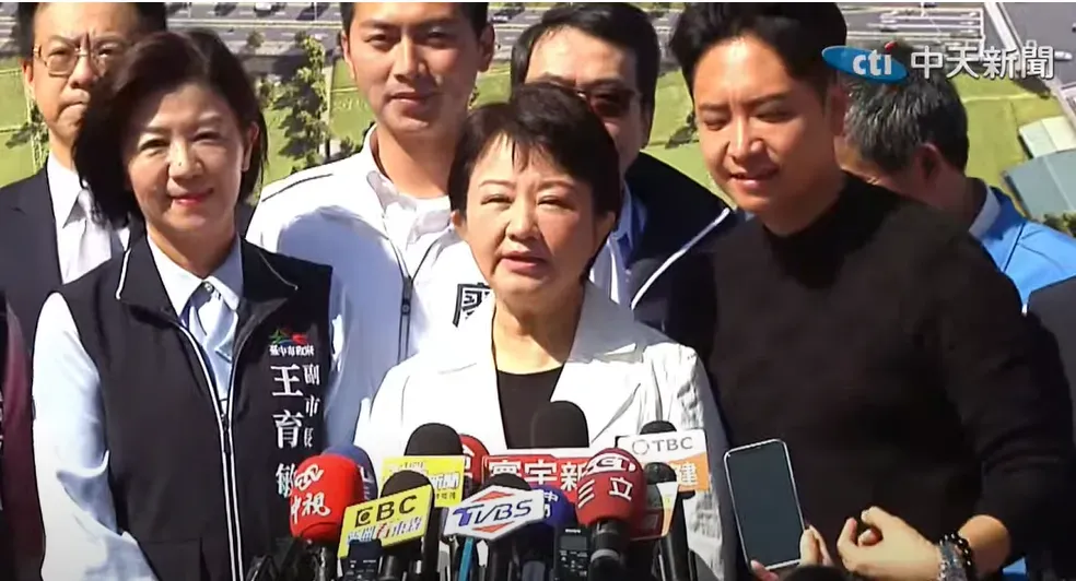對於民眾黨推派黃珊珊參選,盧秀燕表示,自己不便評論。(圖/中天新聞)