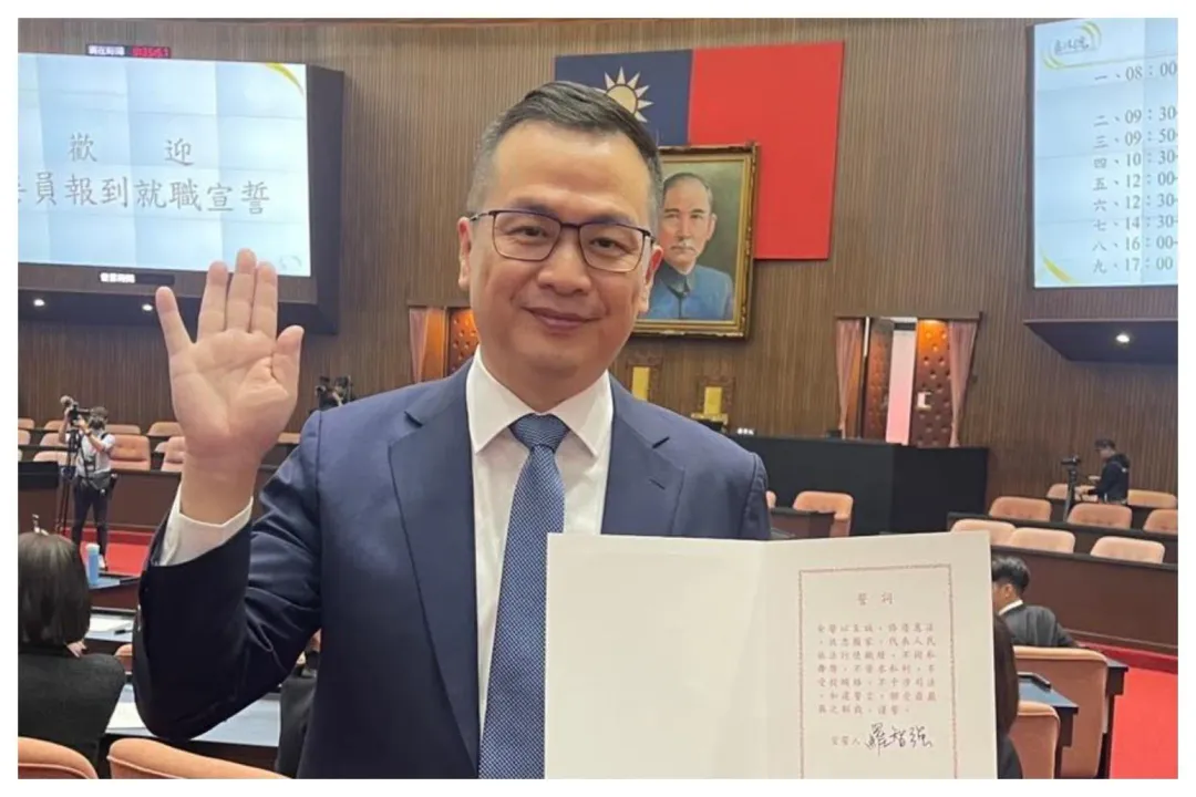羅智強表示,自己將提法案,不讓「盜圖苗」事件再次在選舉時發生。(圖取自羅智強臉書)