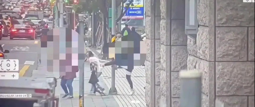 陳沂遇襲情況。(圖/翻攝畫面)