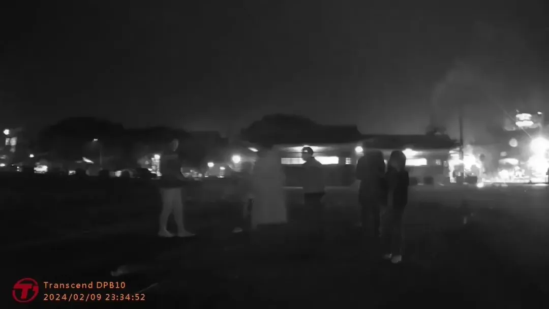 警消到場勸離民眾並開罰單。（圖／翻攝畫面）