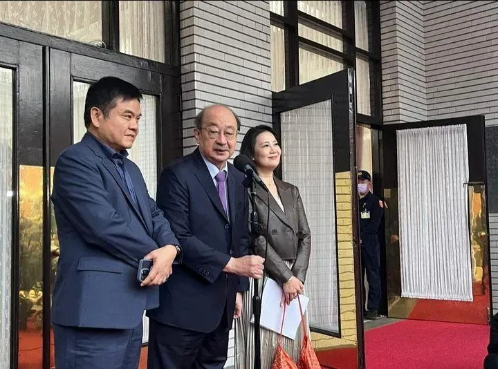 柯建銘回應國民黨提案召開臨時會,應該去問周萬來秘書長(攝自柯建銘臉書)