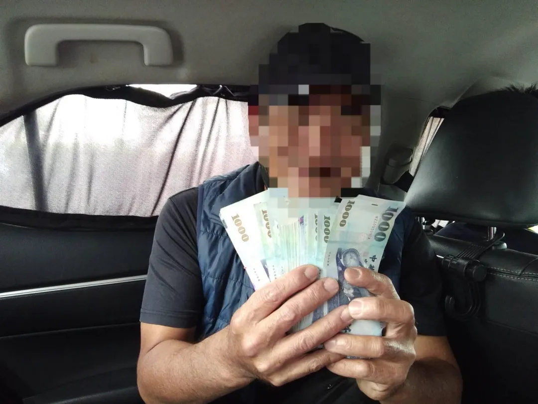 警方破獲劉姓男子為首的詐團,成員裡還有命理老師。(圖/翻攝畫面)