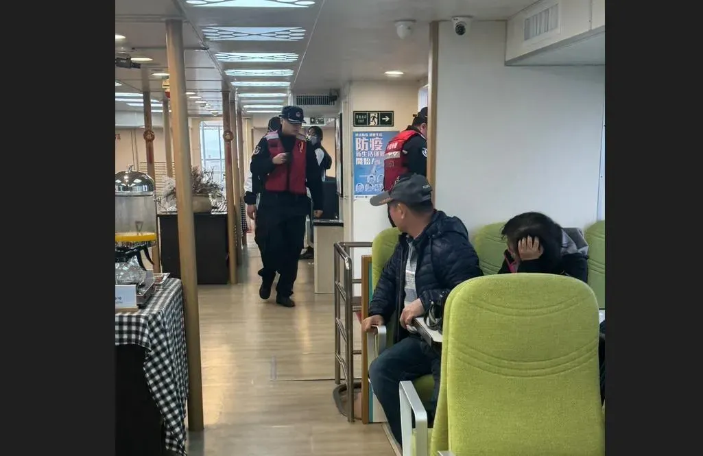 20240219福建海警臨檢金門遊艇（圖／讀者提供）