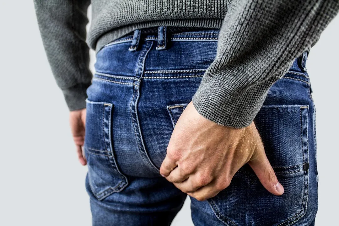 這名患者近半年來偶爾出現血便症狀，但總認為「只是痔瘡」而不以為意，直到最近幾天排便越來越不順才決定就醫。（示意圖／Pixabay）