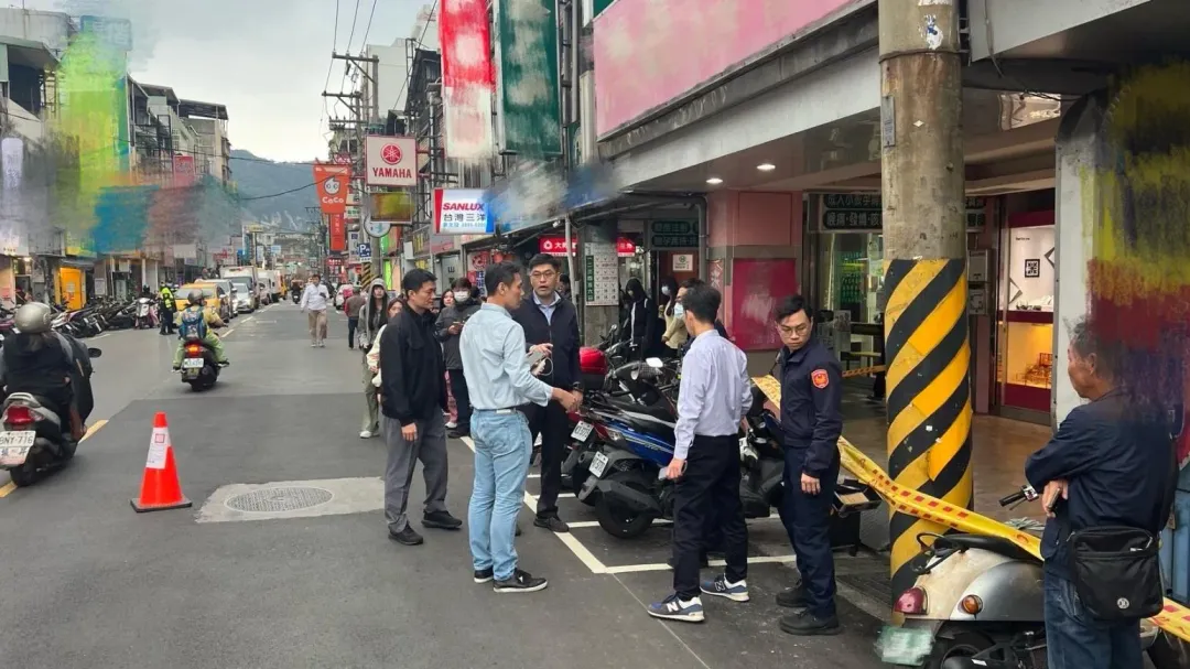 銀樓搶案案發現場。（圖／翻攝畫面）