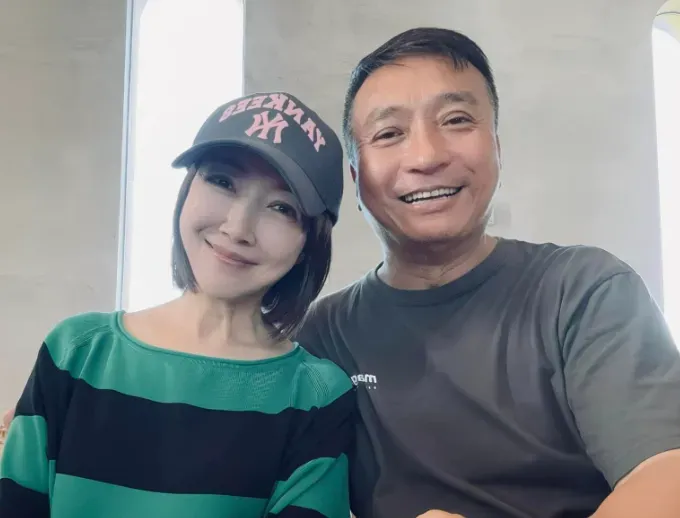 余皓然和王中平結婚至今已28年。(圖/翻攝自王中平和余皓然愛的小屋臉書)