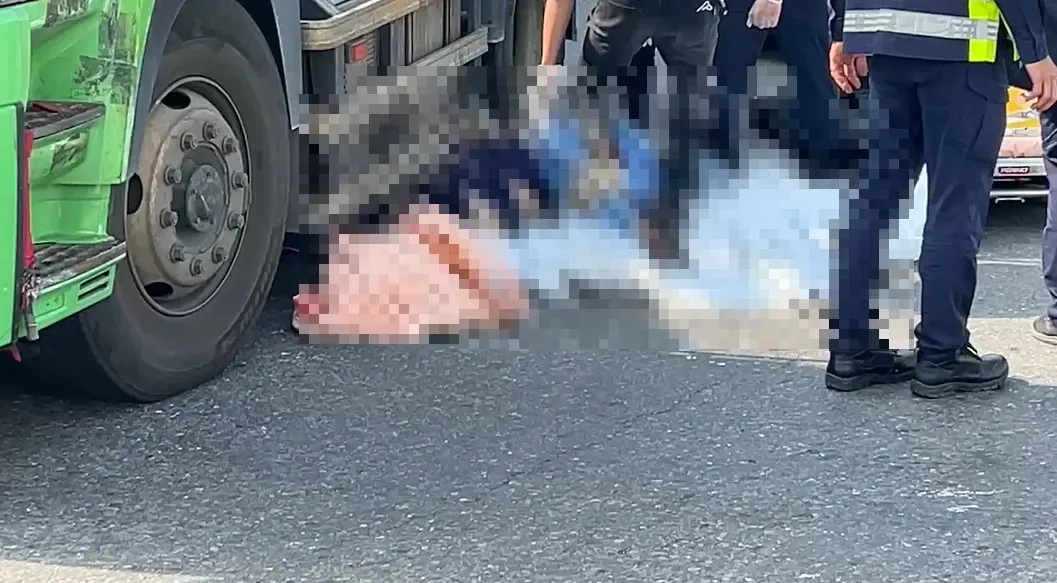 71歲男騎士當場死亡。（圖／中天新聞）