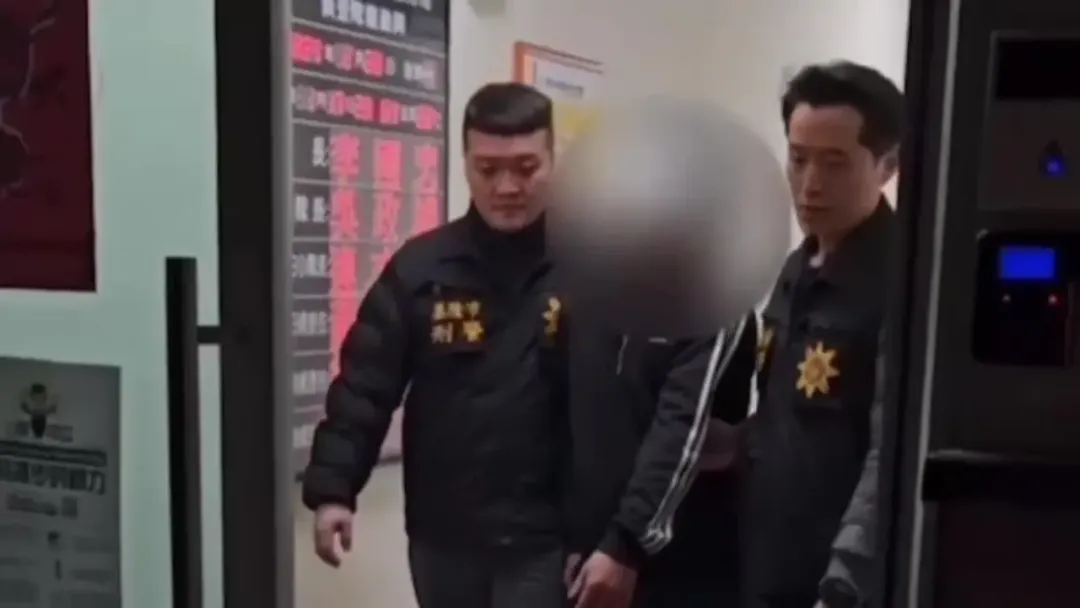 基隆警方將暴力討債集團犯嫌移送法辦。（圖／翻攝畫面）