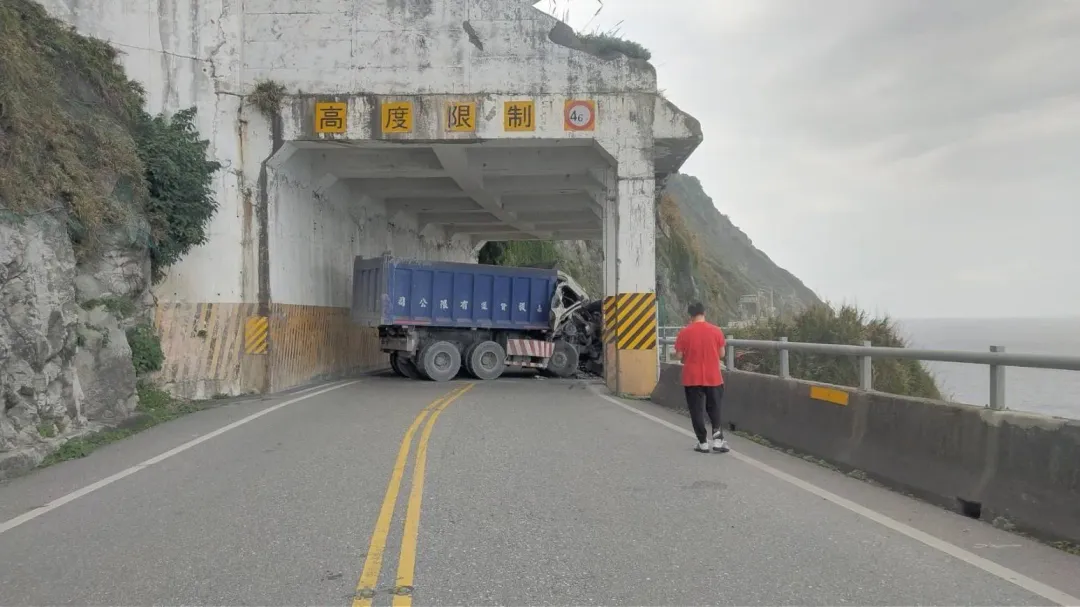 貨車車禍。(圖/民眾提供)