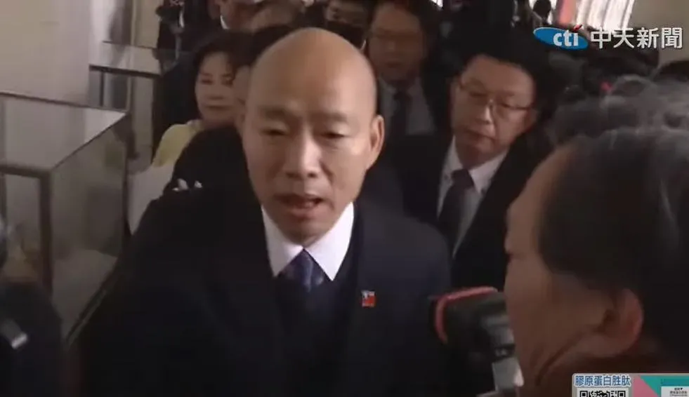 立法院長韓國瑜遭民進黨團抗議取消質詢權。(資料照/中天新聞)