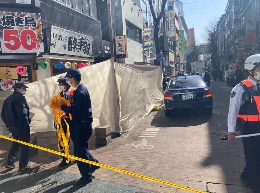 熊本市中心發生砍人案,現場拉起封鎖線。(圖/翻攝NNN官網)