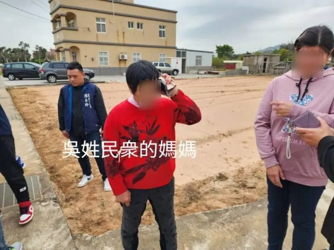 吳姓釣客家屬期盼兩人能一起回台（攝自中天新聞）