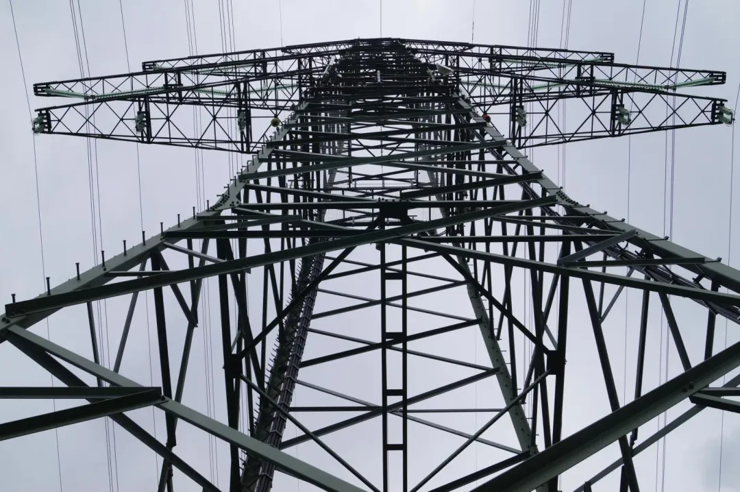 經濟部電價費率審議會決議4月起電價平均調幅約11%,其中用電大戶調幅最高達25%。(圖/Pexels)