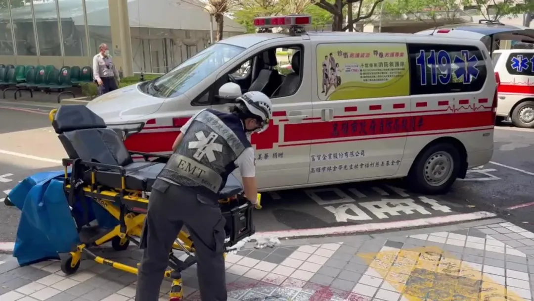 送醫的8名傷者中2人不治身亡。（圖／中天新聞）
