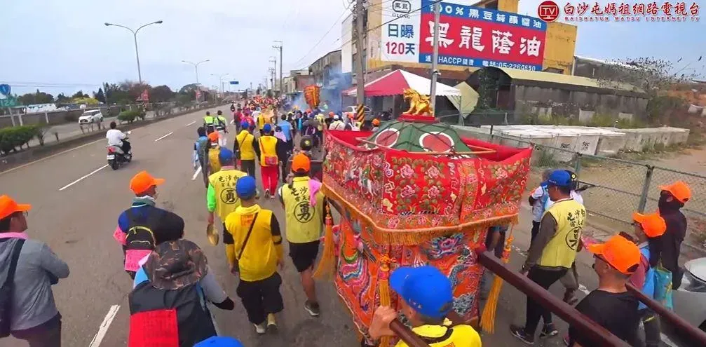 白沙屯拱天宮黑面二媽遊庄遶境。(圖/白沙屯媽祖網路電視台)