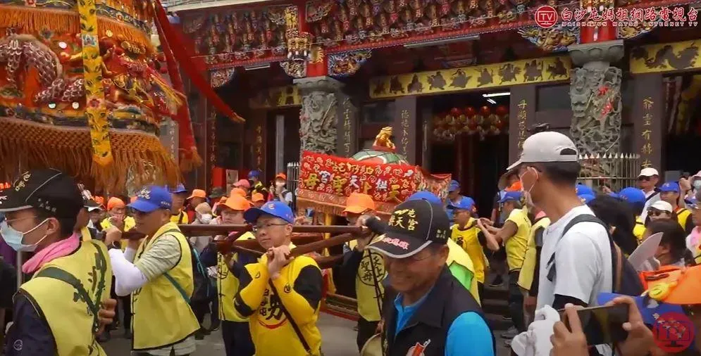 白沙屯拱天宮黑面二媽遊庄遶境。(圖/白沙屯媽祖網路電視台)