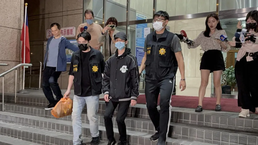 寶林茶室的越南籍廚師的手部和糞便都驗出邦克列酸。（圖／翻攝畫面）