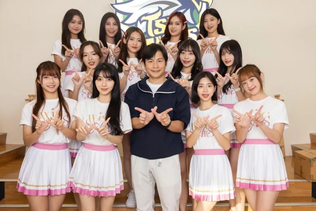 台鋼wing stars啦啦隊聘請孫協志擔任策略長。（圖／桂田文創提供）
