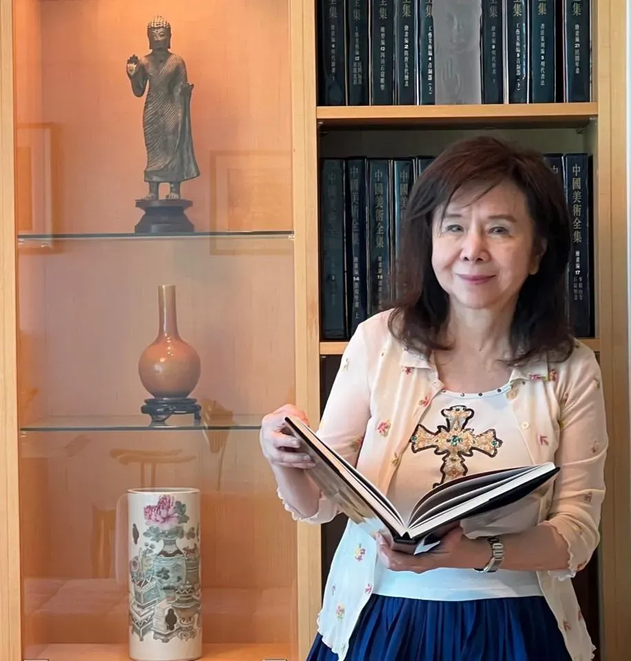侯翠杏在台灣大學開課教授「藝術欣賞」課程多年，是國內知名畫家，（圖／翻攝侯翠杏臉書）