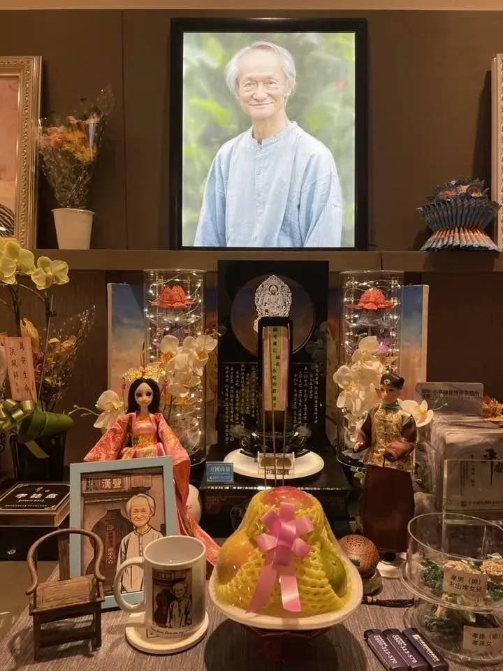 黃永松暫時靈堂。（圖／李南華FB）