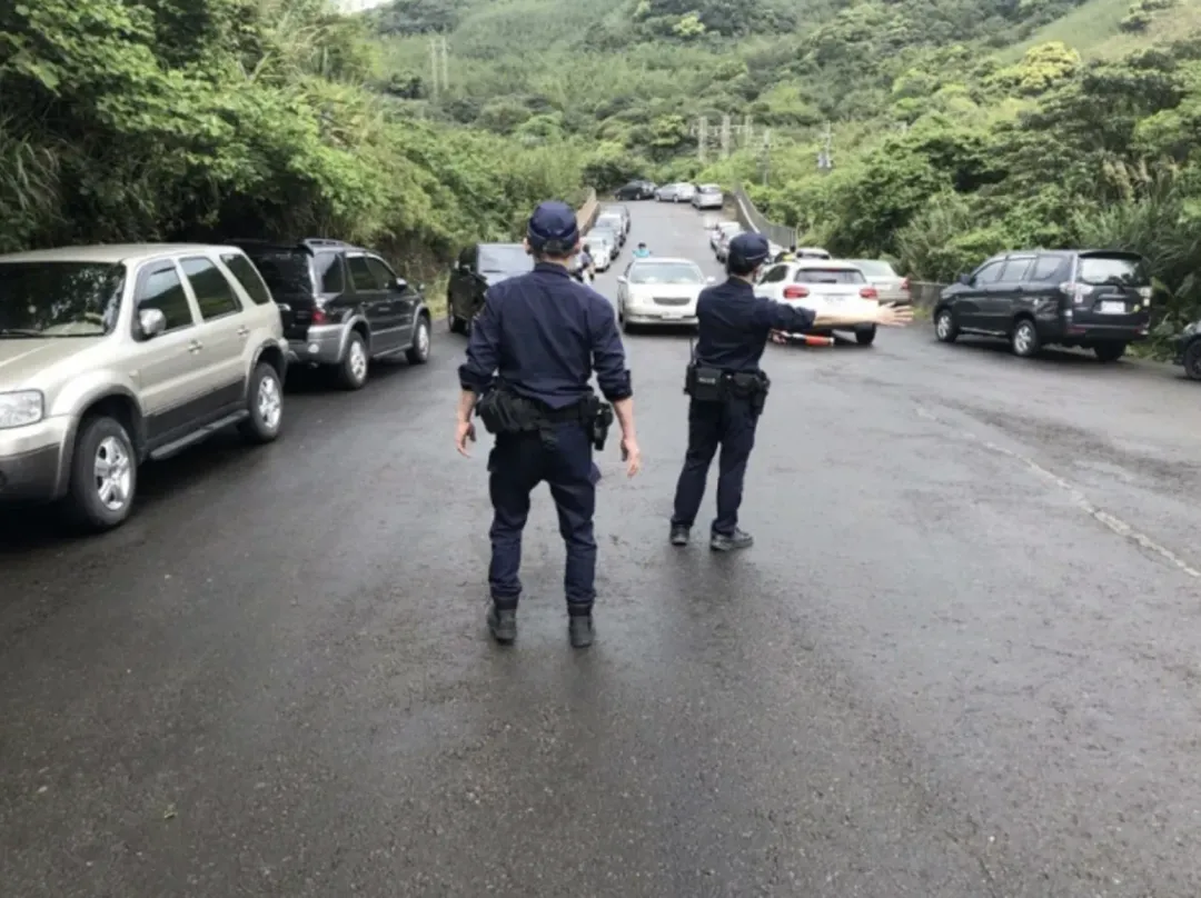 清明節將至，各大掃墓區恐將湧現車潮。（圖／翻攝畫面）