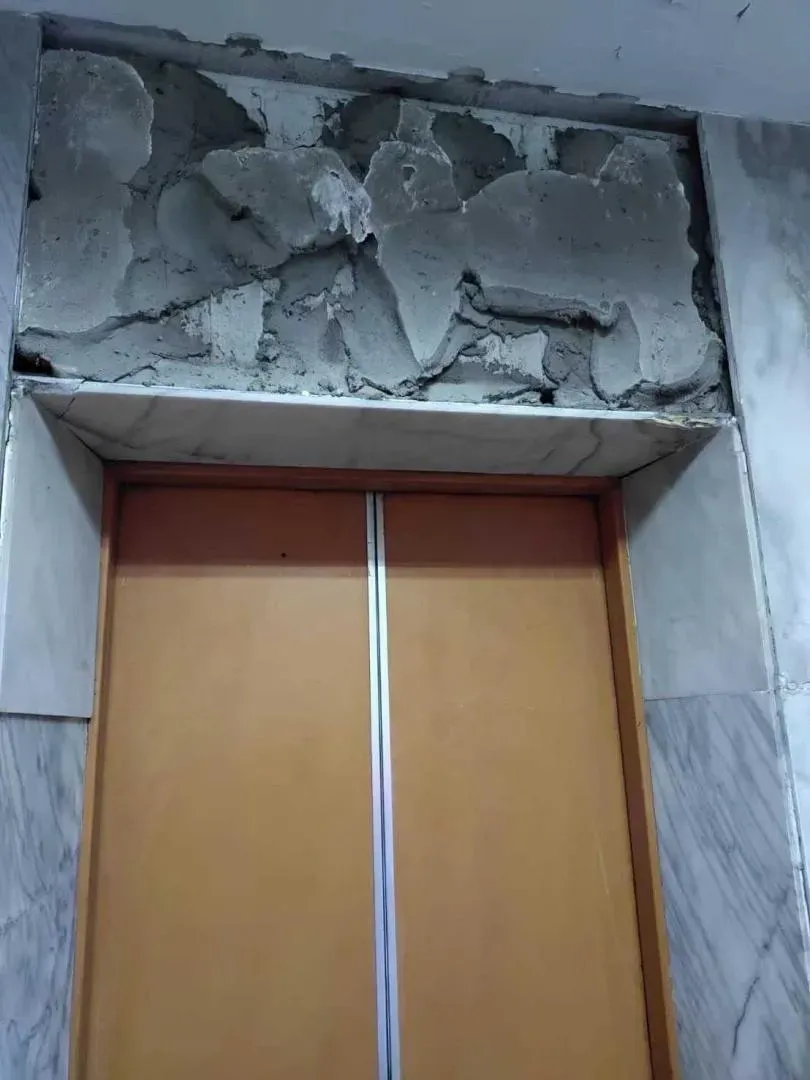 北市中正區新隆國宅先前就曾被判定為海砂屋，如今更是抵擋不住強震。(圖／應曉薇提供)