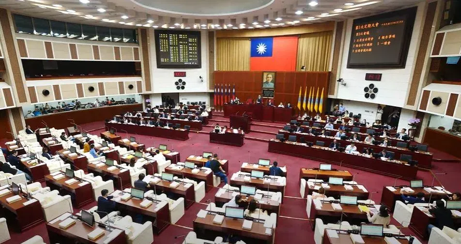 台北市議會將於10月2日開議,本屆(第14屆)市議員共61席次,但有人轉戰立委、有人官司纏身、還有人因病過世,目前己少了9席市議員。(圖/中天新聞資料照)