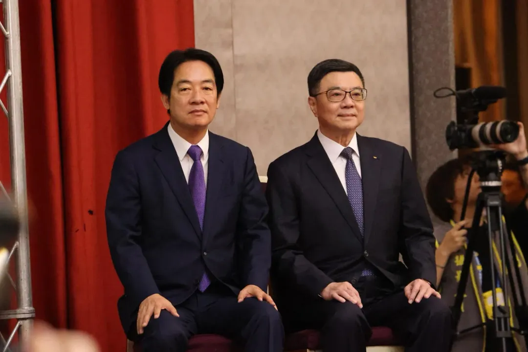 準總統賴清德(左)宣布由前民進黨主席卓榮泰組閣。(圖/記者李俊毅攝)