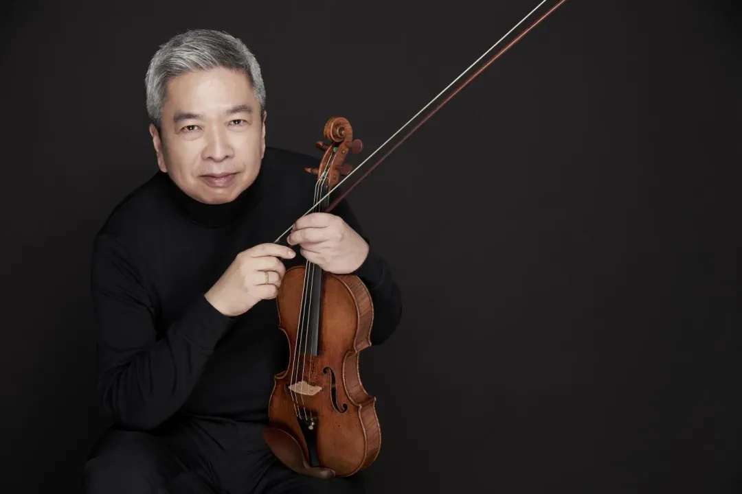 國際級小提琴大師胡乃元與TC音樂家合作,5月19日於誠品表演廳帶來出神入化的《雋永德奧》。(圖/誠品提供)
