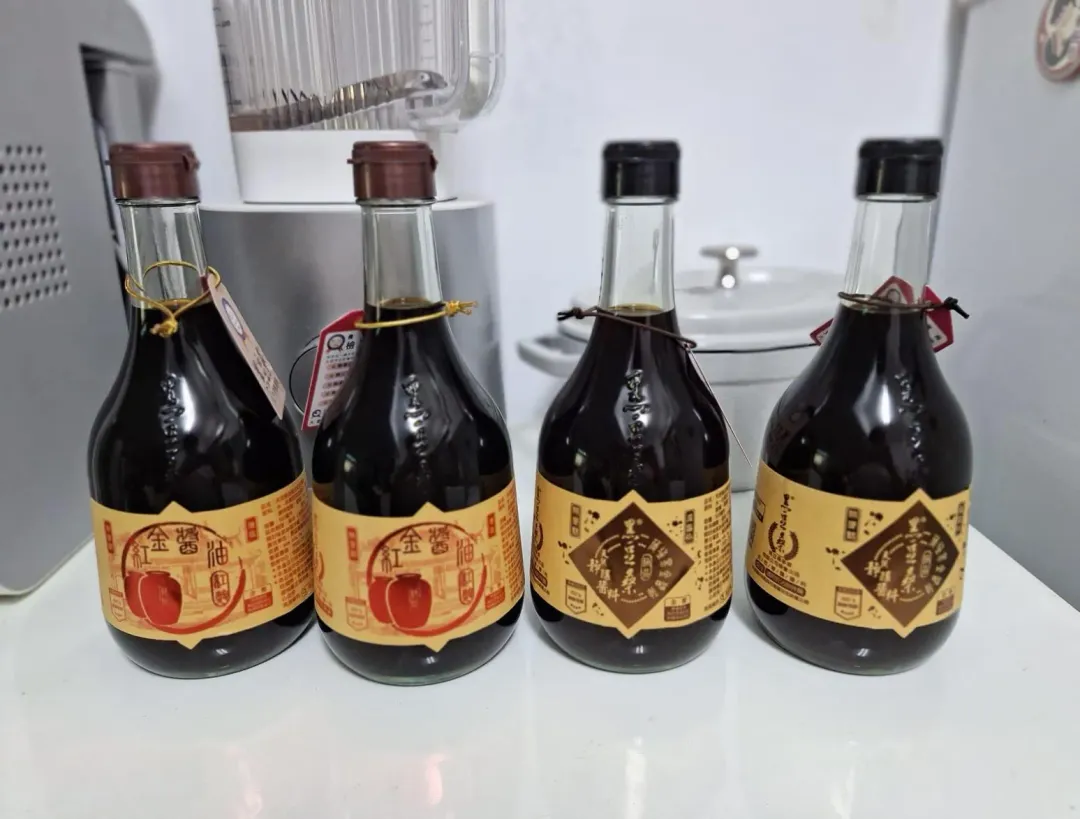 黑豆桑醬油促銷中。(圖/翻攝自臉書社團「我愛全聯-好物老實說」)