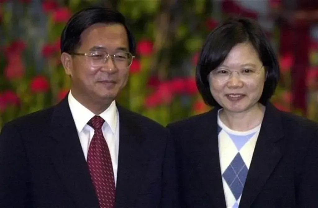 特赦前總統陳水扁傳聞滿天飛,總統府僅稱:現階段的立場仍是,希望確保陳前總統獲得妥善的健康照顧,並依照相關的法律規範辦理。(資料照/中國時報)