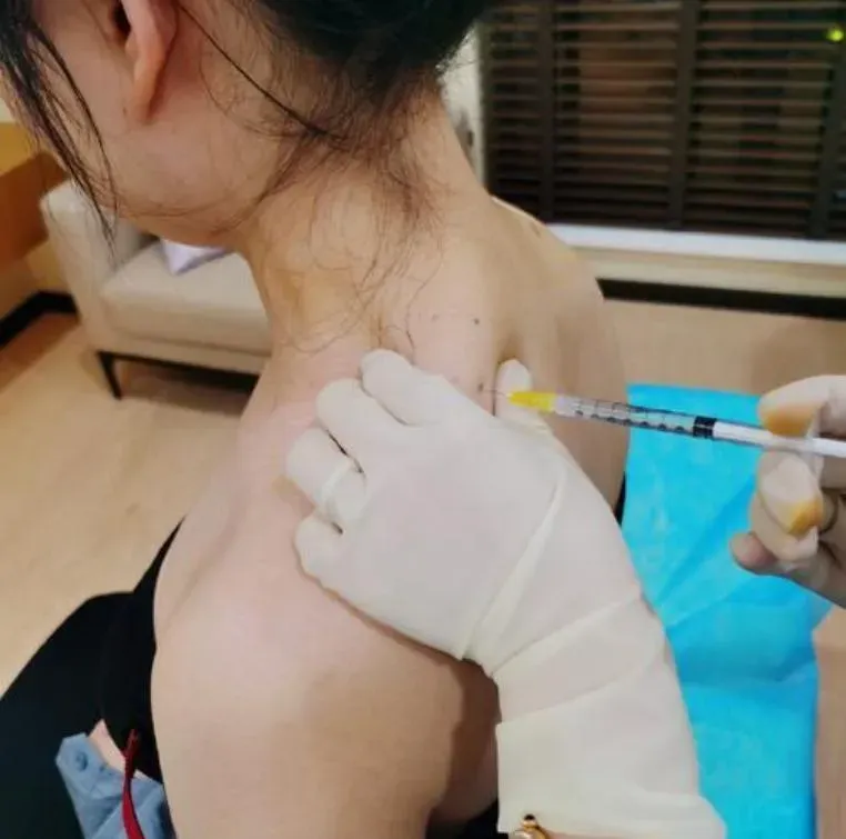 銷售員坦承,推銷的「瘦肩針」全是網路上買來的。(示意圖/翻攝百度)