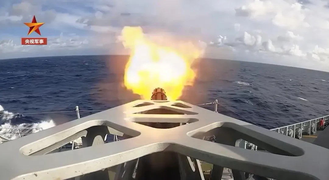 演訓項目涵蓋對海、防空與反飛彈和反潛作戰。(圖/翻攝央視軍事)