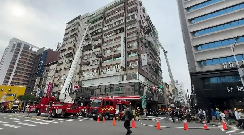 火災現場。(圖/翻攝畫面)