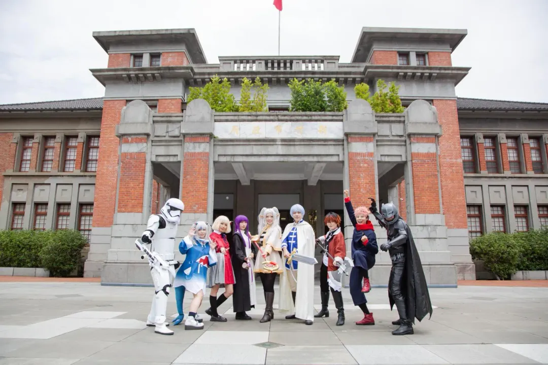 新竹市長高虹安Cosplay《芙莉蓮》。(圖/新竹市府提供)