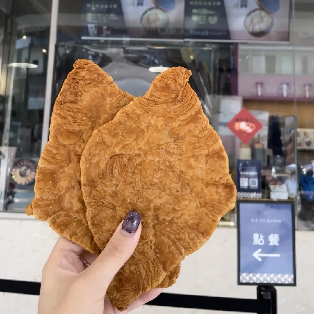 扁可頌風潮紅進台灣。(圖/翻攝自八月堂臉書)
