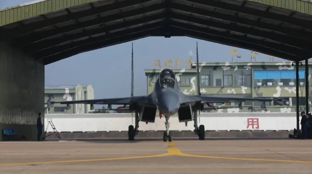 大陸解放軍14日清晨宣布舉行「聯合利劍-2024B」軍演。(圖取自央視)