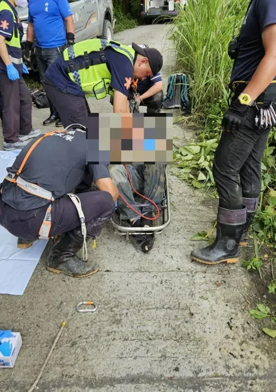 男駕駛頸椎斷裂當場死亡。（圖／翻攝畫面）