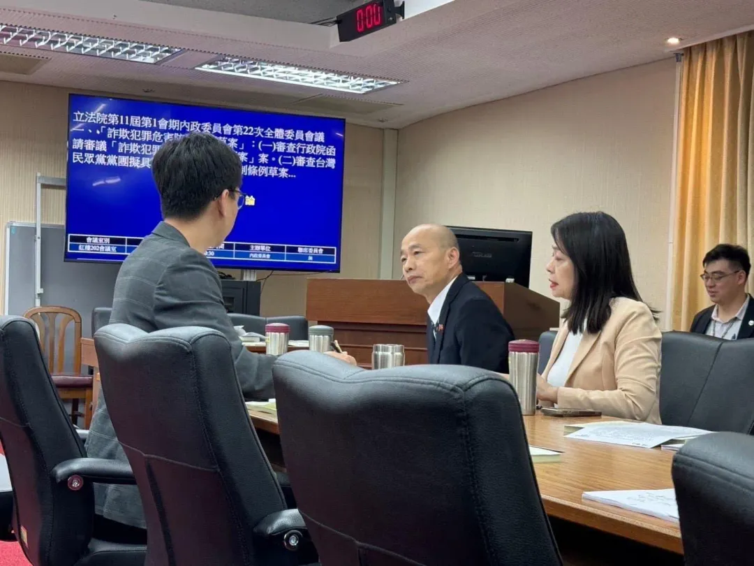 韓國瑜5日親至內政委員會旁聽。(圖/翻攝韓國瑜臉書)