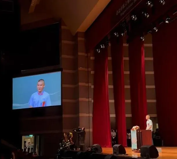 東山高中林奕廷的畢業致詞演說，吸引百萬網友點閱。（圖／翻攝畫面）
