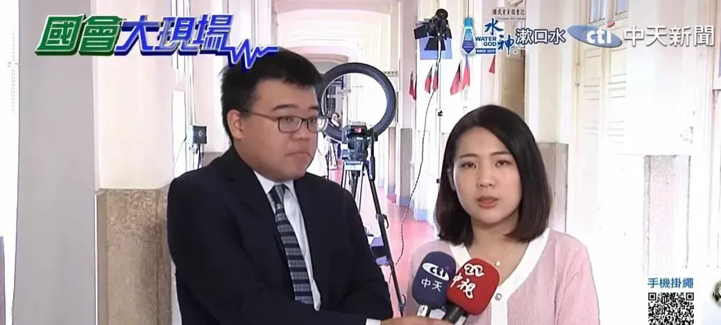 國民黨立委徐巧芯受訪時表示現在民進黨內部的狼人殺遊戲開始了。(圖/中天新聞)