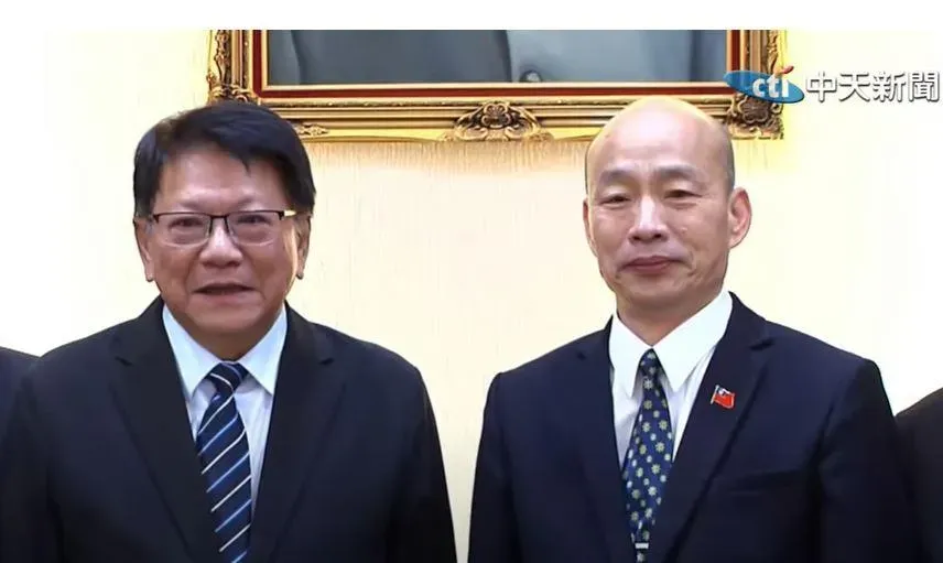 總統府秘書長潘孟安、立法院長韓國瑜。(圖/中天新聞)