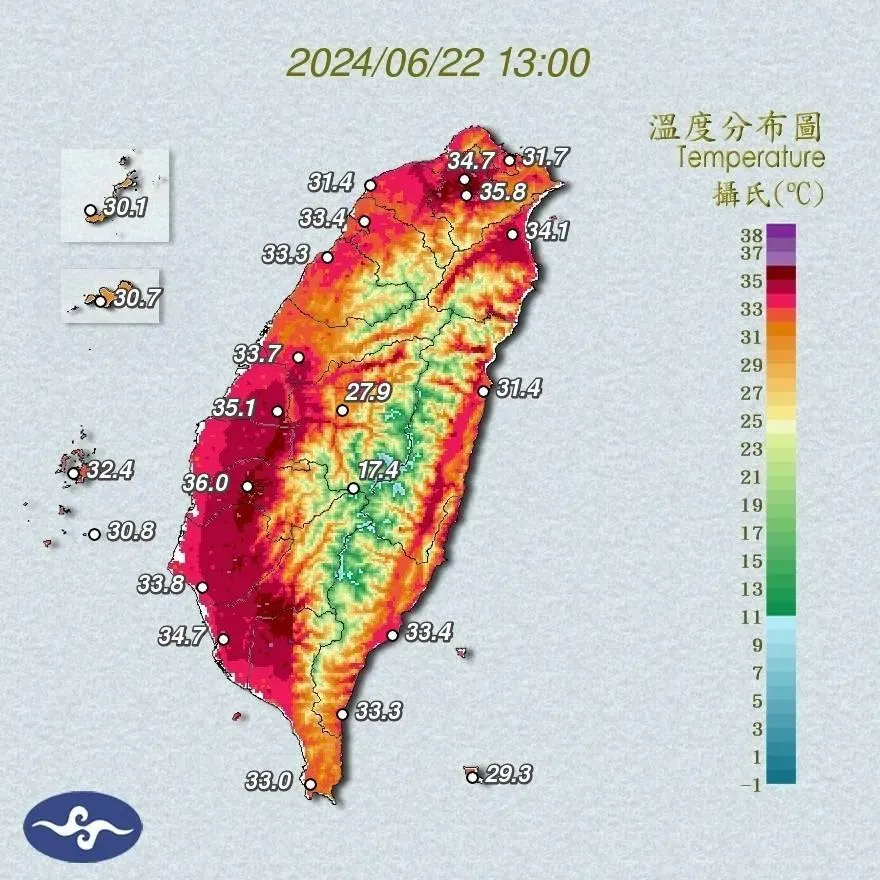 氣象署22日公布全台高溫紀錄,下午1時全台一片紅通通宛如「烤番薯」。(圖/翻攝自中央氣象署官網)