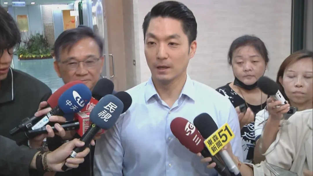 媒體問蔣萬安想在大巨蛋聽到的第一首歌是什麼,蔣萬安回答「告白氣球」(攝自中天新聞)