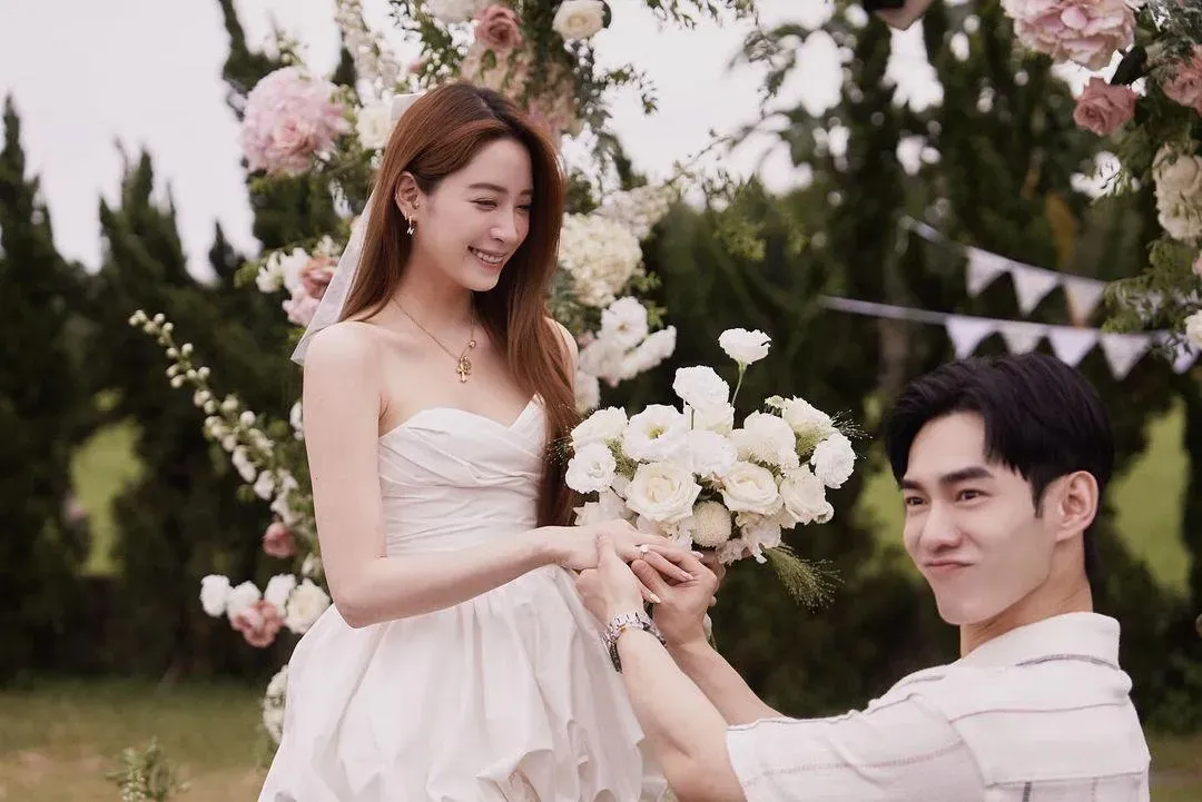 張書豪向歐陽妮妮求婚成功。（圖／IG）
