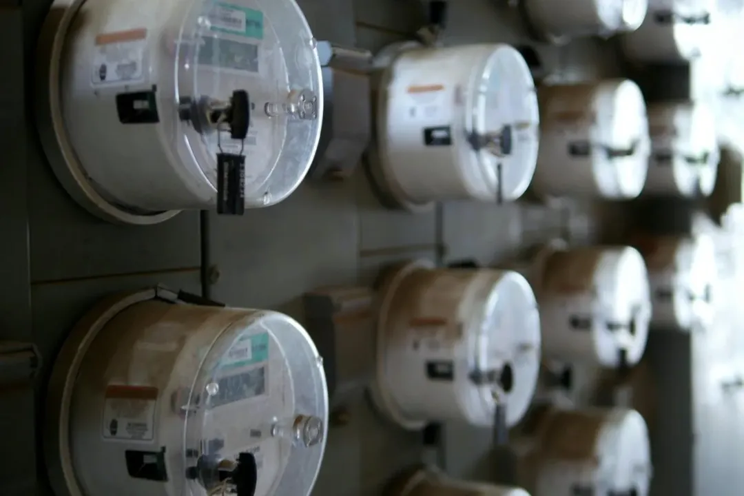 為促進租屋電費計收合理公平及電費資訊透明,內政部研擬修正「住宅租賃定型化契約應記載及不得記載事項」租屋電費相關規定。(示意圖/pexels)