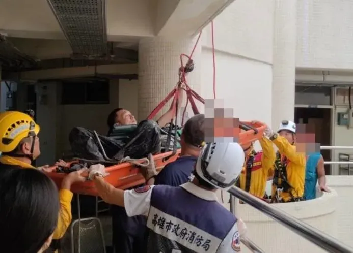 一名60歲男性工人於今(9)日下午1時許,在高師大和平校區驚傳工安意外。(圖/翻攝畫面)